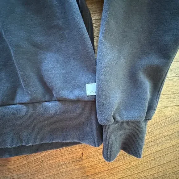Vuori Restore Half Zip Sweatshirt - Size M - Picture 6 of 6